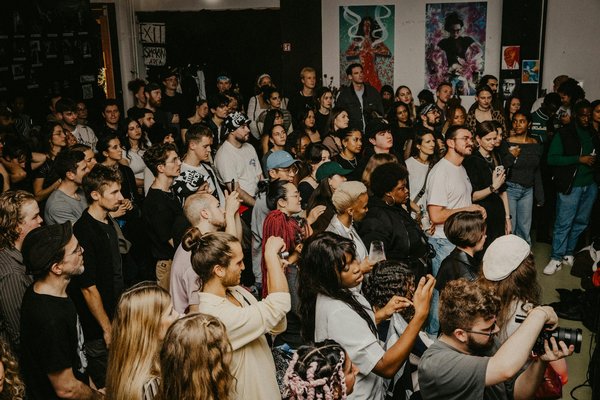 Le cbd : un booster de créativité pour les artistes ?